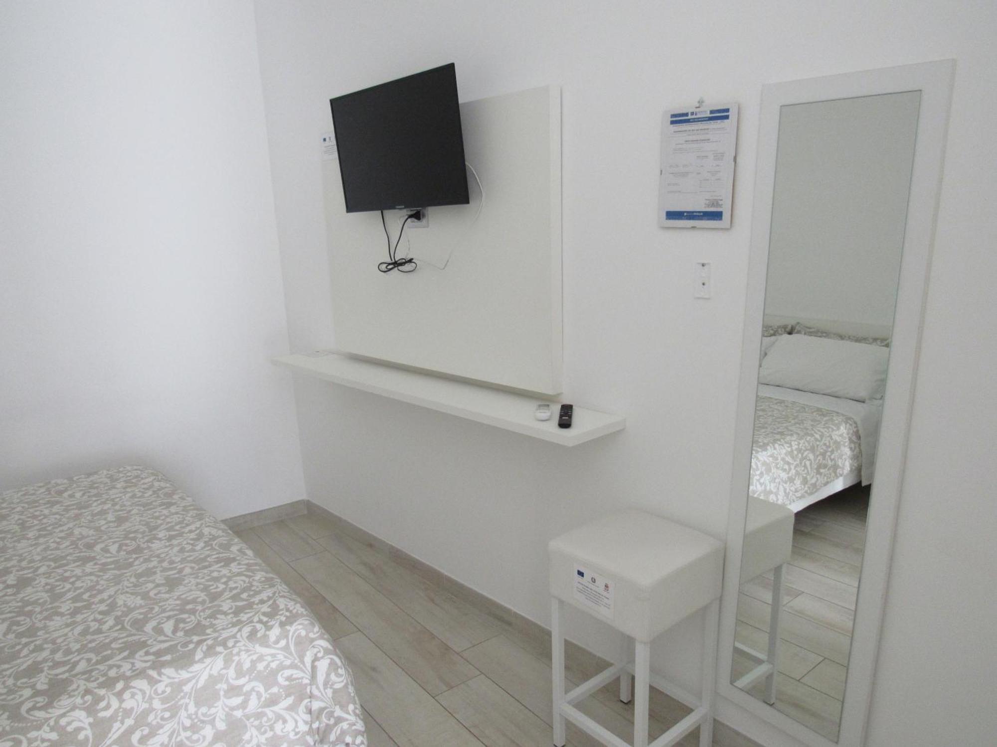 Vicolo Fiorito B&B Polignano a Mare Exterior photo